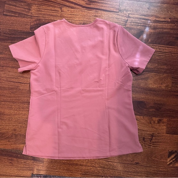 FIGS Catarina One-Pocket Scrub Top Mauve - Picture 3 of 5